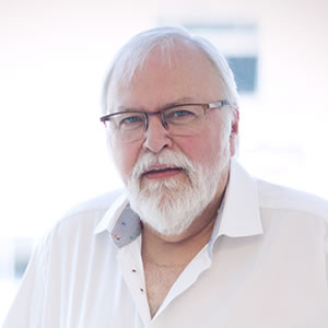Dr. Marc Boucher