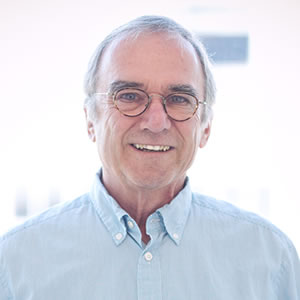 Dr. Robert Gauthier