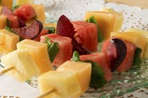 Mini brochette de fruits 