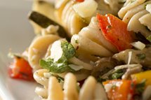 Salade de fusilli aux légumes grillés 